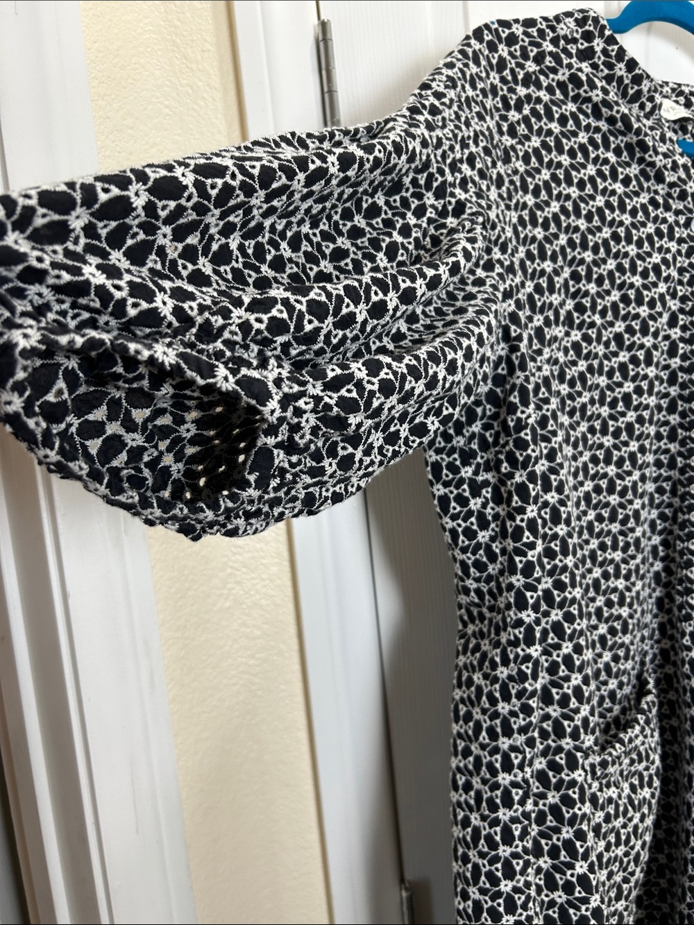 Wrap London Black White Cotton Eyelet Embroidered Puff Sleeve Shift Dress US 18 - Picture 5 of 10